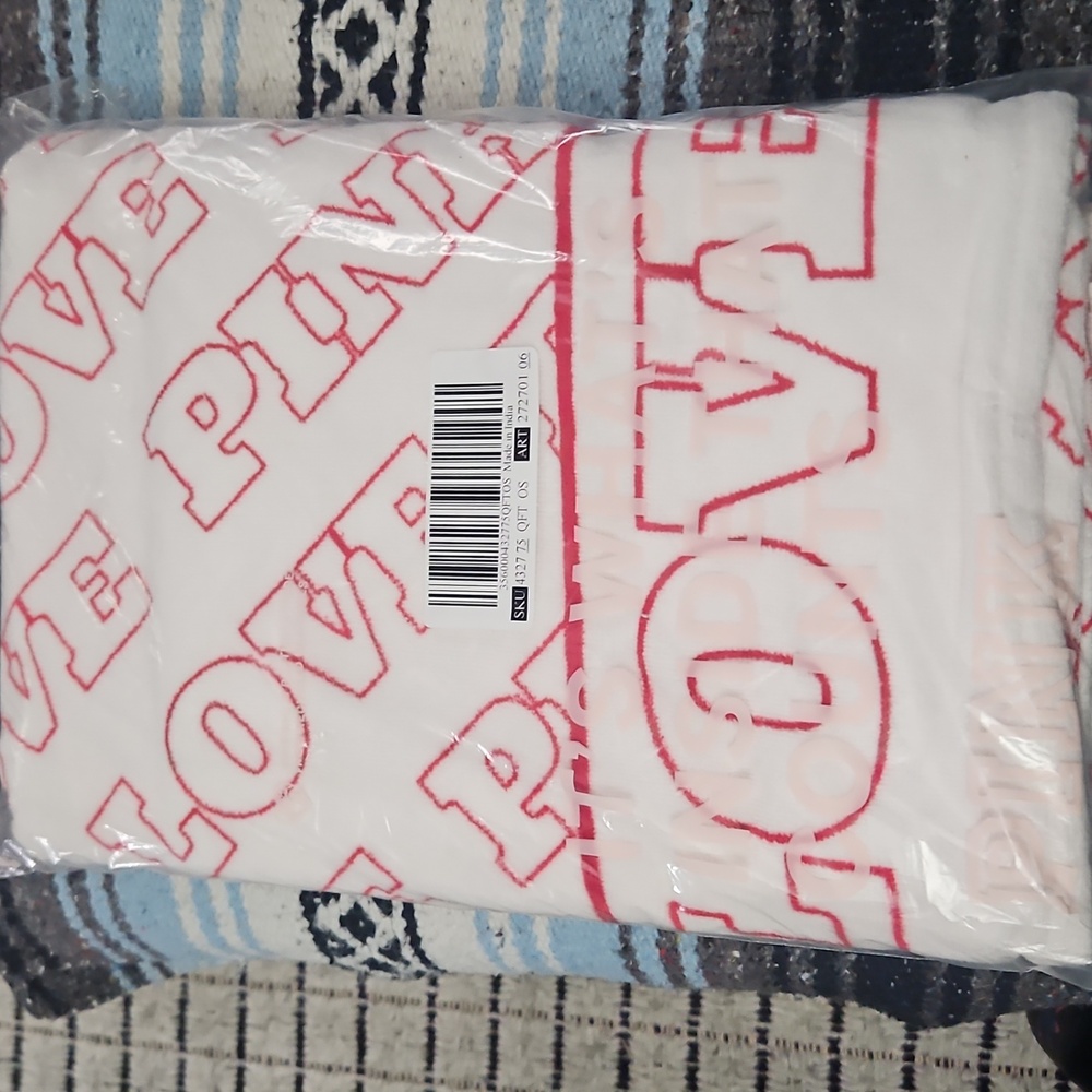PINK By Victoria's Secret LOVE PINK TERRY TOWEL NEW - Picture 8 of 10